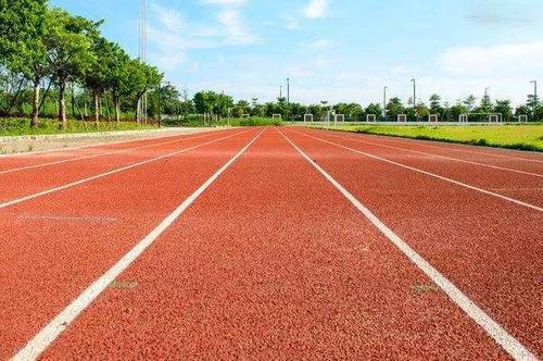 塑膠跑道定義，成分，主要類型介紹